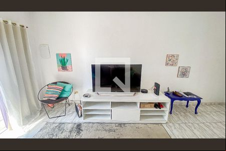 Sala de casa à venda com 3 quartos, 246m² em Vila Eldízia, Santo André