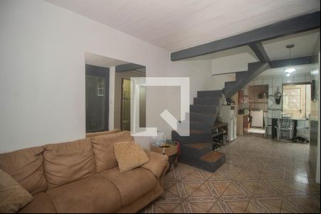 Sala de casa para alugar com 2 quartos, 80m² em Costa E Silva, Porto Alegre