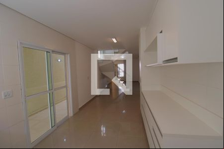 Sala / Cozinha de casa para alugar com 3 quartos, 169m² em Água Fria, São Paulo