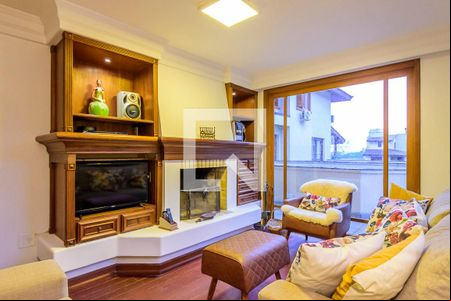 Sala de casa de condomínio para alugar com 4 quartos, 227m² em Cristal, Porto Alegre