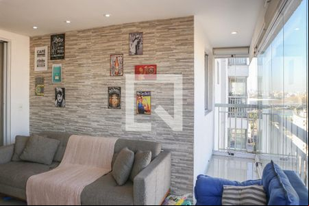 Sala e Sacada de apartamento para alugar com 2 quartos, 70m² em Bom Retiro, São Paulo