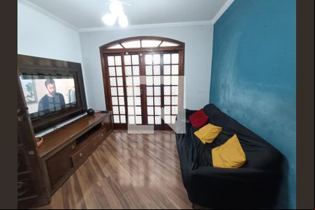 Sala de casa à venda com 3 quartos, 120m² em Jardim Morro Verde, São Paulo