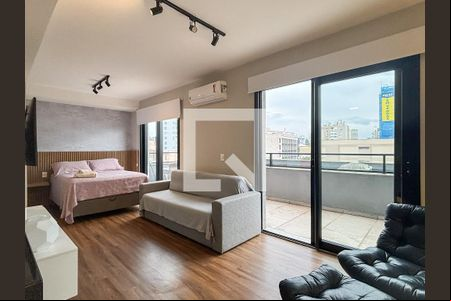 Sala/Quarto de apartamento para alugar com 1 quarto, 57m² em São João, Porto Alegre