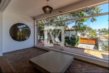 Sala de casa à venda com 4 quartos, 600m² em Jardim Leonor, São Paulo
