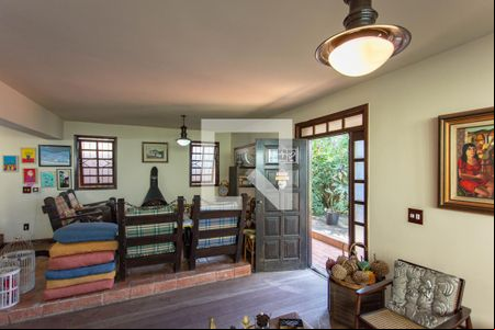 Sala de casa para alugar com 4 quartos, 300m² em Santa Monica, Belo Horizonte