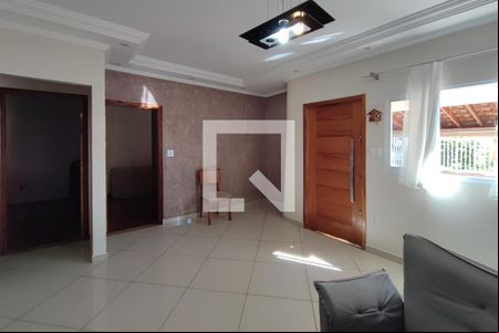 Sala de Estar de casa para alugar com 5 quartos, 190m² em Jardim Ouro Branco, Campinas