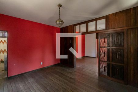 Sala de casa para alugar com 5 quartos, 1000m² em São Tomaz, Belo Horizonte