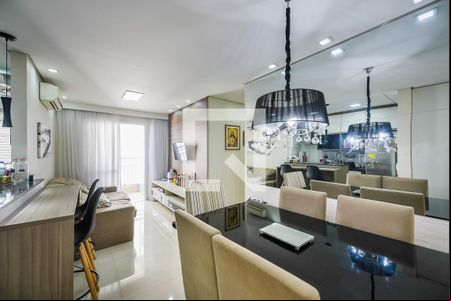 Sala de apartamento para alugar com 2 quartos, 64m² em Marapé, Santos