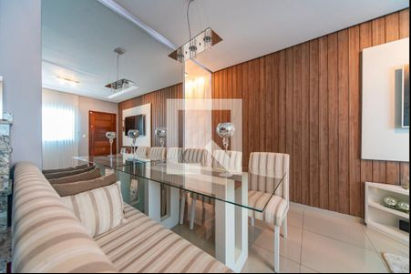Sala de casa de condomínio à venda com 2 quartos, 140m² em Vila Junqueira, Santo André
