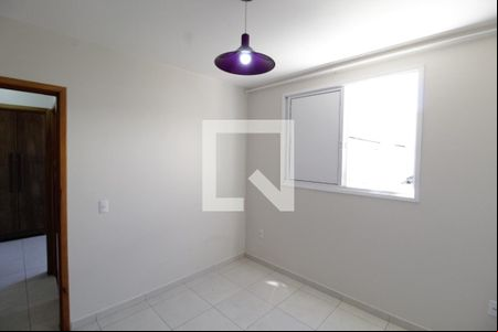 Quarto 1 de apartamento para alugar com 2 quartos, 60m² em Santa Mônica, Uberlândia
