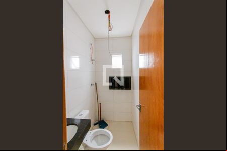 Banheiro de apartamento à venda com 2 quartos, 108m² em Vila Clarice, Santo André