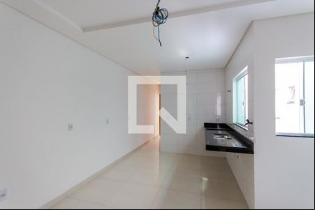 Sala e Cozinha de apartamento à venda com 2 quartos, 108m² em Vila Clarice, Santo André