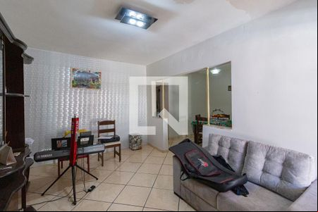 Sala de casa à venda com 4 quartos, 100m² em Aliança, Osasco