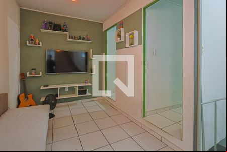 Sala de casa à venda com 8 quartos, 358m² em Concórdia, Belo Horizonte