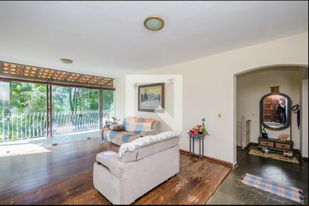 Sala de casa à venda com 3 quartos, 240m² em Ipe, Nova Lima