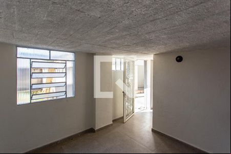 Cozinha de kitnet/studio para alugar com 1 quarto, 60m² em Glória, Belo Horizonte