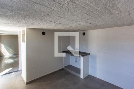 Cozinha de kitnet/studio para alugar com 1 quarto, 60m² em Glória, Belo Horizonte