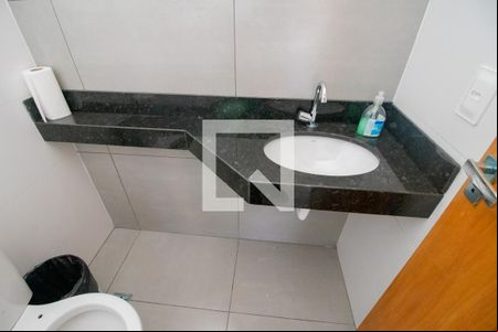 Lavabo de casa à venda com 3 quartos, 119m² em Centro, Betim