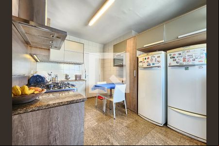Cozinha de apartamento à venda com 4 quartos, 238m² em Coração de Jesus, Belo Horizonte