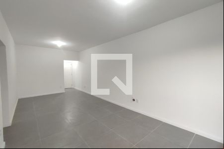 Sala de apartamento à venda com 3 quartos, 80m² em Taquara, Rio de Janeiro