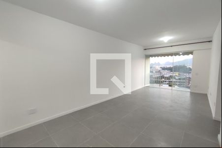 Sala de apartamento à venda com 3 quartos, 80m² em Taquara, Rio de Janeiro
