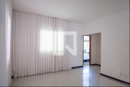 sala de casa de condomínio à venda com 5 quartos, 366m² em Retiro do Chalé, Brumadinho