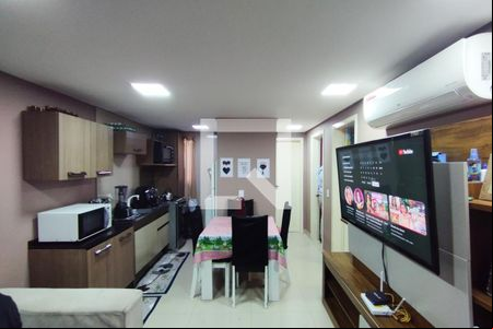 Sala de apartamento para alugar com 2 quartos, 50m² em Duque de Caxias, São Leopoldo