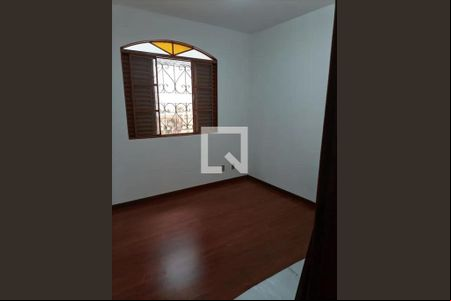 Casa à venda com 2 quartos, 330m² em Nova Floresta, Belo Horizonte