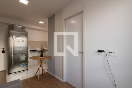 Sala de apartamento à venda com 2 quartos, 37m² em Vila das Bandeiras, Guarulhos
