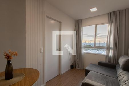 Sala de apartamento à venda com 2 quartos, 37m² em Vila das Bandeiras, Guarulhos