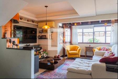 Sala de casa de condomínio para alugar com 3 quartos, 260m² em Sétimo Céu, Porto Alegre