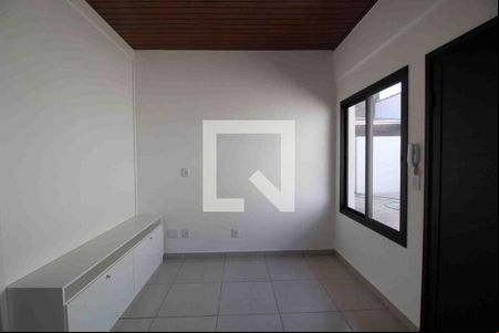 Sala de kitnet/studio para alugar com 1 quarto, 28m² em Jardim Santa Rosália, Sorocaba