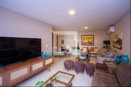Sala de apartamento para alugar com 4 quartos, 125m² em Icaraí, Niterói