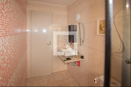 Banheiro de casa de condomínio à venda com 4 quartos, 250m² em Carandiru, São Paulo