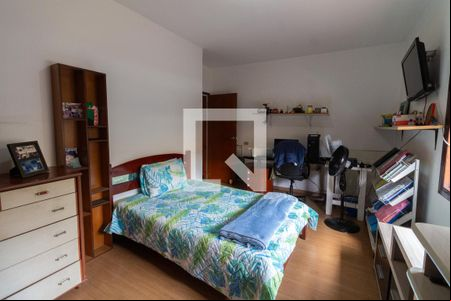Quarto de casa para alugar com 4 quartos, 365m² em Parque Ipe, São Paulo