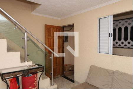 Sala de casa à venda com 3 quartos, 27m² em Conjunto Residencial José Bonifácio, São Paulo