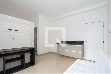 Sala/Cozinha de kitnet/studio à venda com 1 quarto, 33m² em Vila Galvão, Guarulhos