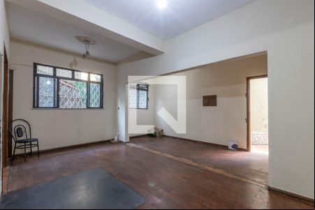 Sala de casa à venda com 5 quartos, 237m² em Centro, Belo Horizonte