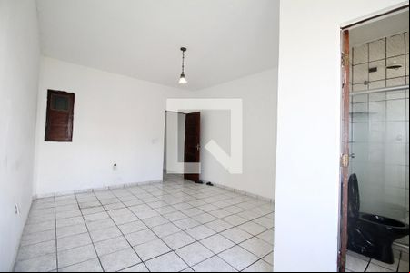 Suíte de casa para alugar com 2 quartos, 80m² em Tororo, Salvador