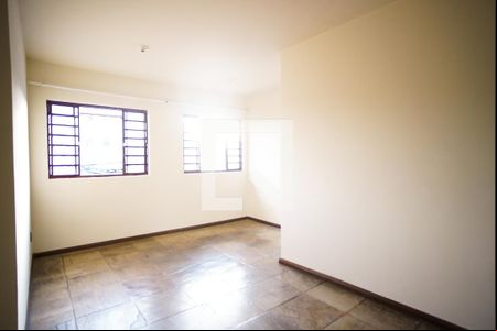 Sala de casa para alugar com 2 quartos, 80m² em Jardim Leblon, Belo Horizonte
