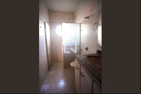 Banheiro de casa para alugar com 2 quartos, 80m² em Jardim Leblon, Belo Horizonte
