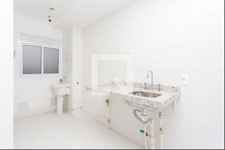 Cozinha de apartamento à venda com 2 quartos, 56m² em Cristo Redentor, Porto Alegre