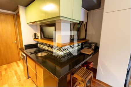 Cozinha de kitnet/studio à venda com 1 quarto, 45m² em Centro Histórico, Porto Alegre