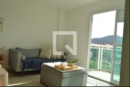 Sala de apartamento para alugar com 1 quarto, 44m² em Taquara, Rio de Janeiro