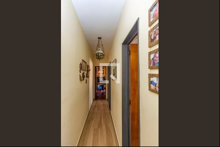Corredor de apartamento à venda com 3 quartos, 69m² em Caiçara-adelaide, Belo Horizonte