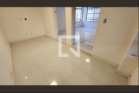 Sala de TV de casa para alugar com 5 quartos, 350m² em Aparecida, Santos