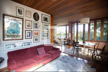 Casa à venda com 4 quartos, 635m² em Pacaembu, São Paulo