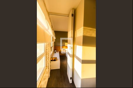 Corredor de apartamento à venda com 1 quarto, 62m² em Empresarial 18 do Forte, Barueri