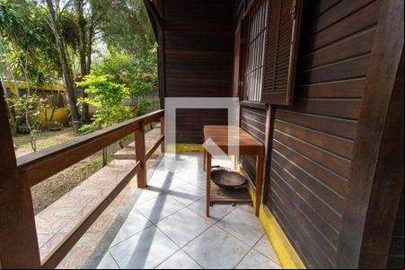 Varanda de casa para alugar com 3 quartos, 500m² em Engenho do Mato, Niterói