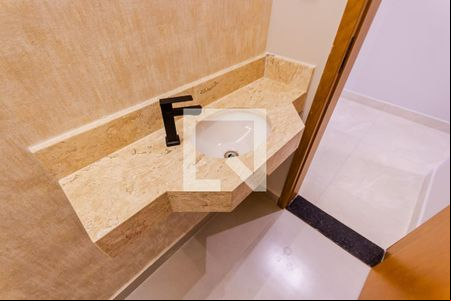 Pia de casa à venda com 3 quartos, 131m² em Vila Clarice, Santo André